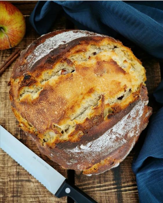 Knuspriges Apfel-Nuss-Brot :: Bella-cooks-and-travels